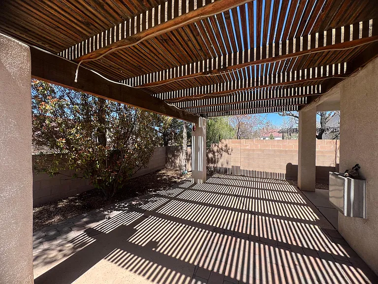 1301 Villa Celaje NE — Photo 15