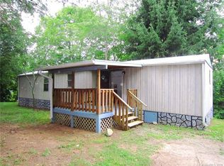 20 Holly Ridge Rd, Candler, NC 28715