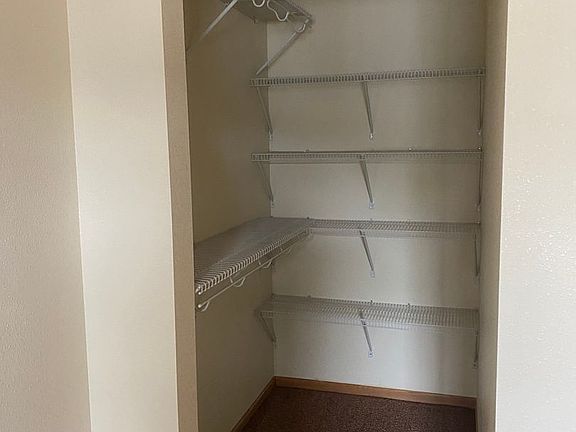 5th image of 1420 Greenbay St #235