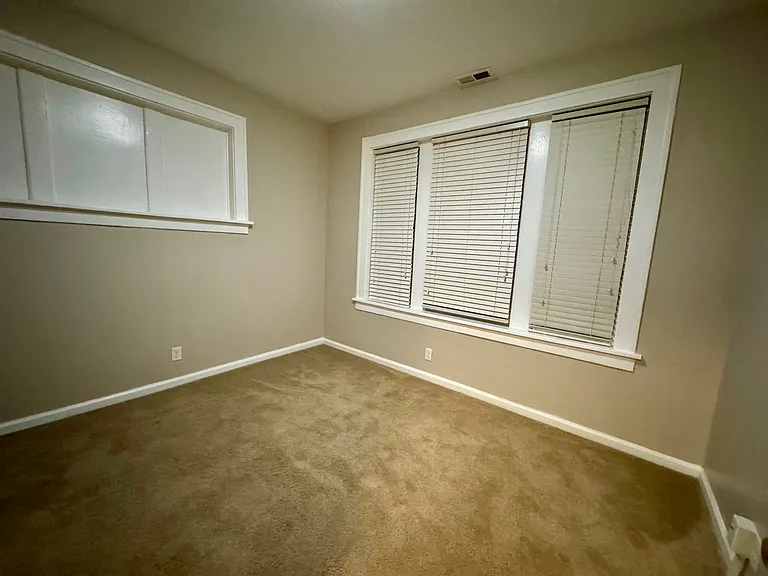 4322 McRee Ave #2W — Photo 18