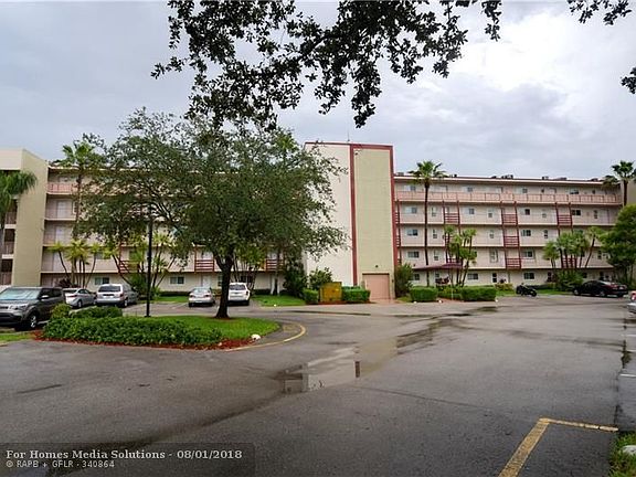 3rd image of 2104 S Cypress Bend Dr APT 507