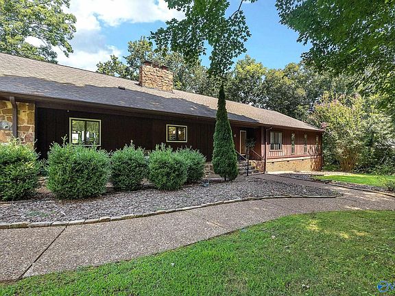 3rd image of 5006 Neely Ave