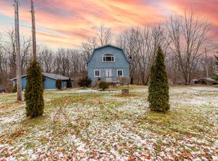 8335 Clear Lake Rd, Jackson, MI 49240