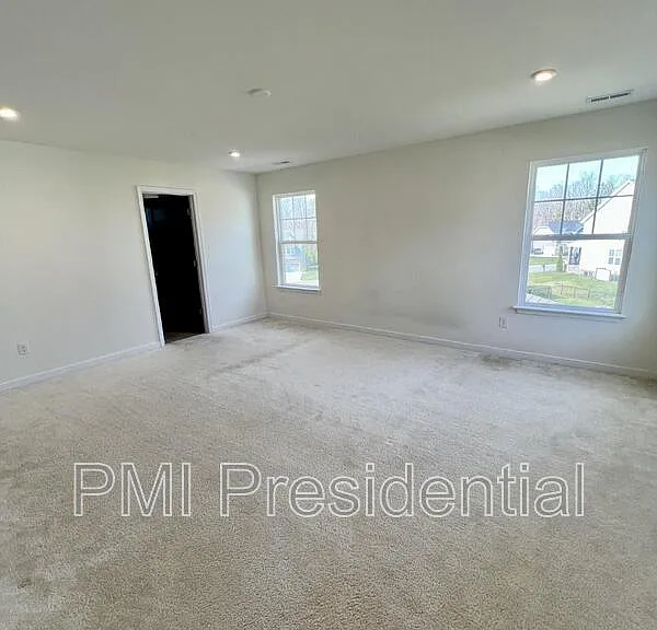 15606 Wolfboro Rd — Photo 19