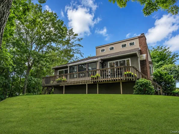 1541 Stillwater Avenue, Cutchogue, NY 11935