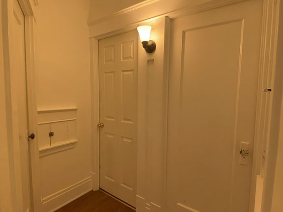 5th image of 116 Taunton Pl Floor 2