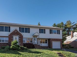 91 Burns Ave, Lodi, NJ 07644