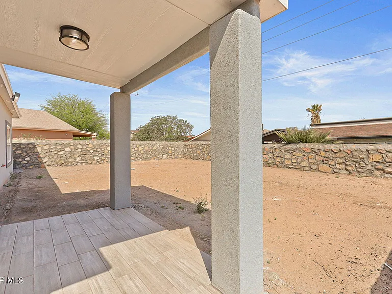 9853 La Morenita Cir — Photo 26