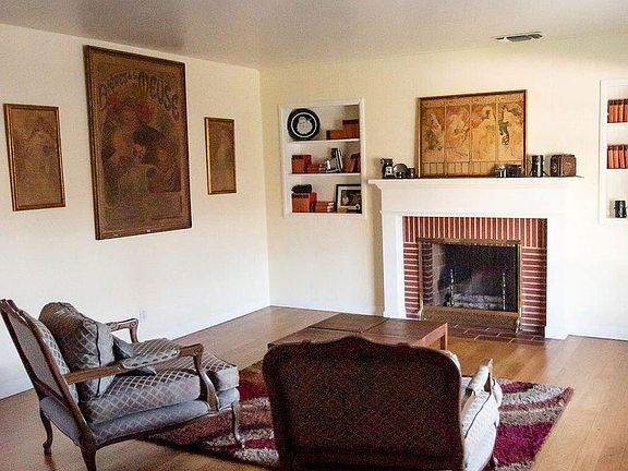 5th image of 2830 Merrywood Dr