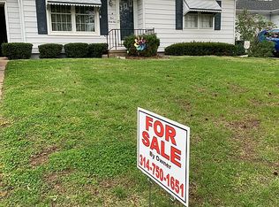 945 N 4th St, Festus, MO 63028