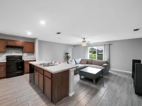 119 NW Curtis Street, Port St Lucie, FL 34983