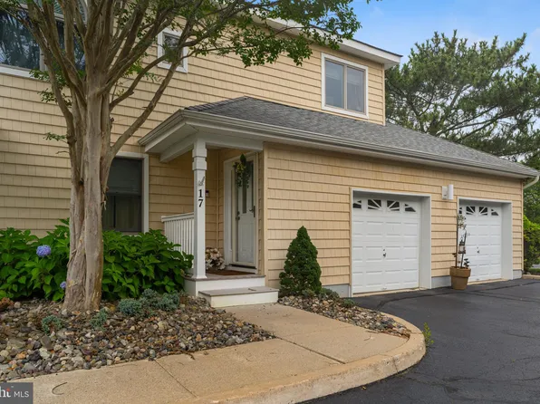 17 Catalina Dr, Linwood, NJ 08221