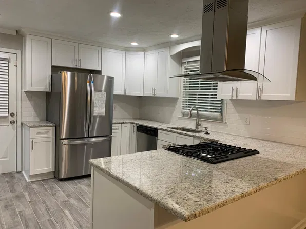 3582 Dial Dr, Stone Mountain, GA 30083