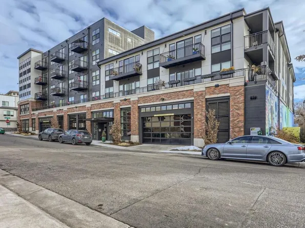 3500 S Corona St #203, Englewood, CO 80113