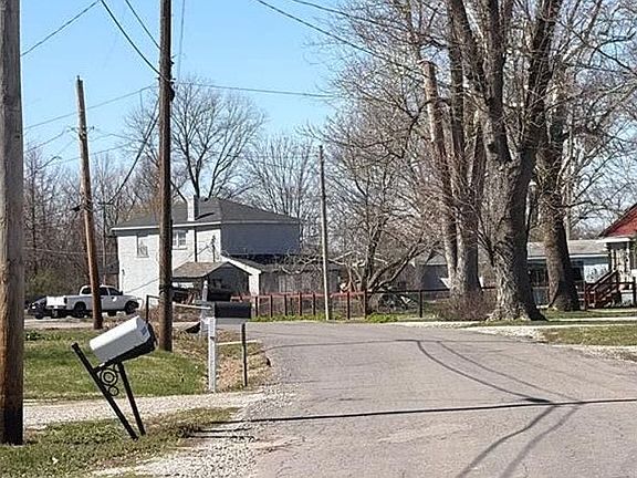 5th image of 5117 Lakeview Dr