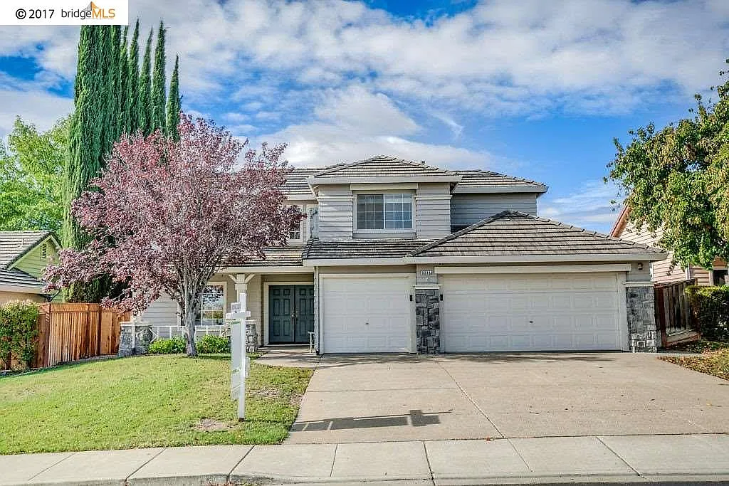 5234 Clydesdale Way photo 1