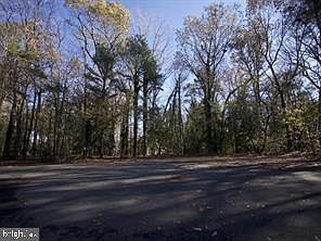 2nd image of 111 Surrey Dr