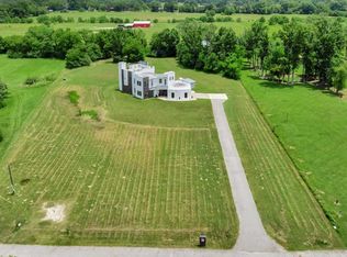 129 White Oak Loop, Lufkin, TX 75901