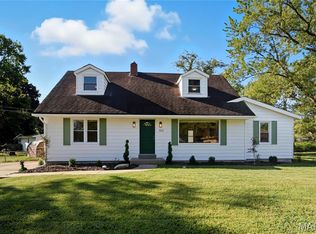 912 Burgos St, Saint Louis, MO 63138