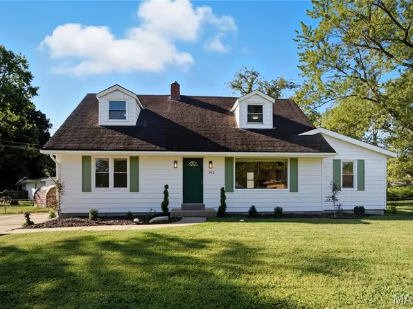 912 Burgos St, Saint Louis, MO 63138