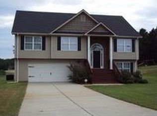 507 Hemlock Dr, Winder, GA 30680