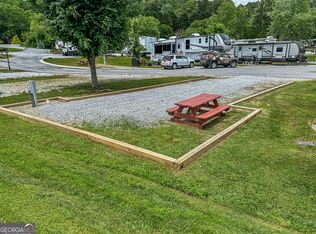 48 Newmar Ct, Dillard, GA 30537