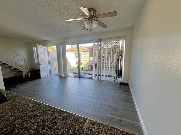 5th image of 2602 Carlton Ln