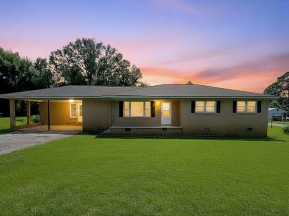 107 Dalewood St, Hodges, SC 29653
