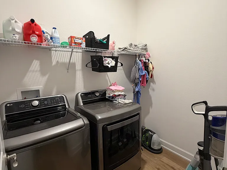 6235 Woodhaven Village Dr — Photo 18