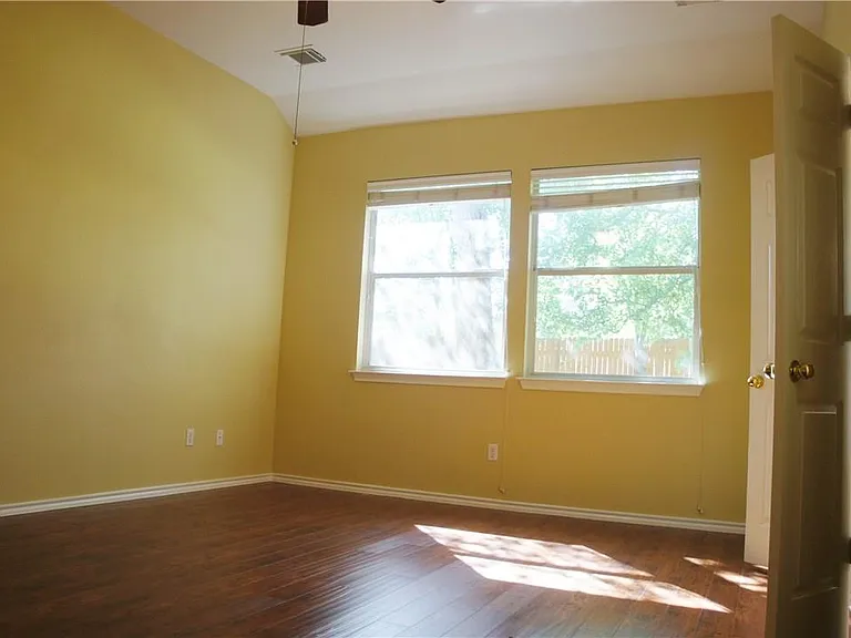 13632 Campesina Dr — Photo 12