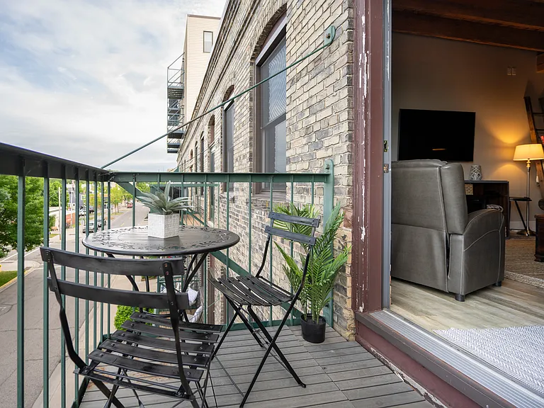 110 N Harbor Dr #308 — Photo 8