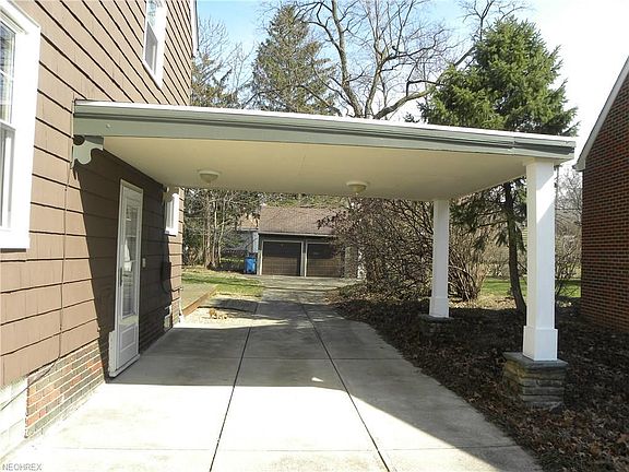 2nd image of 5875 Wickfield Dr