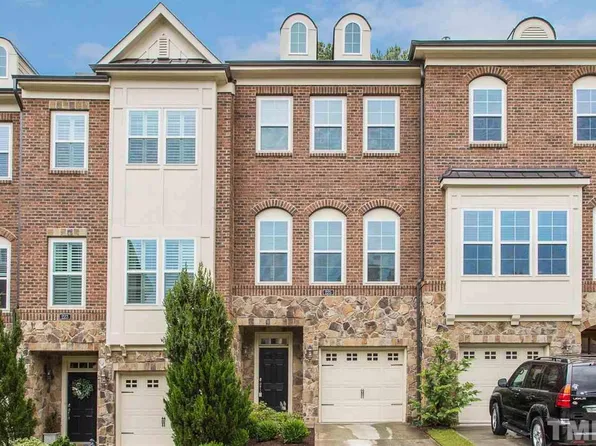 225 Penley Cir, Raleigh, NC 27609