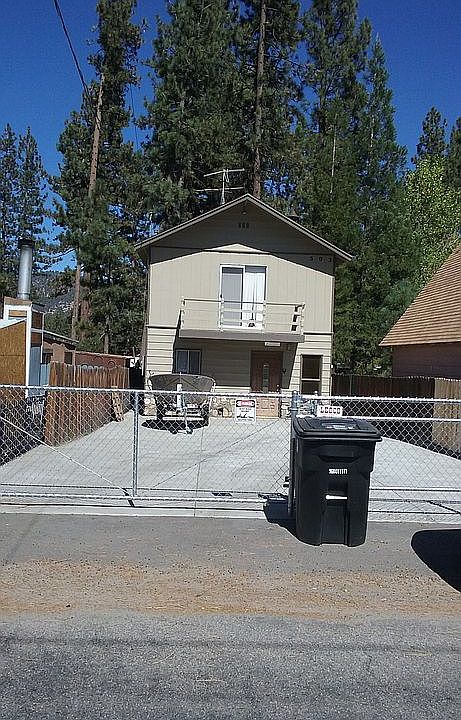 1st image of 303 W Country Club Blvd