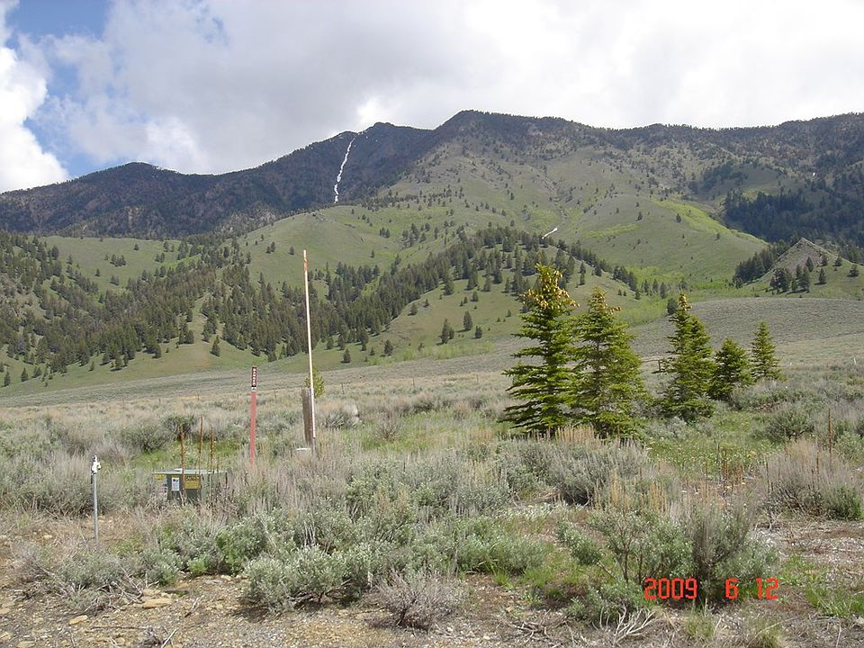 2nd image of 5546 Yellowstone Dr