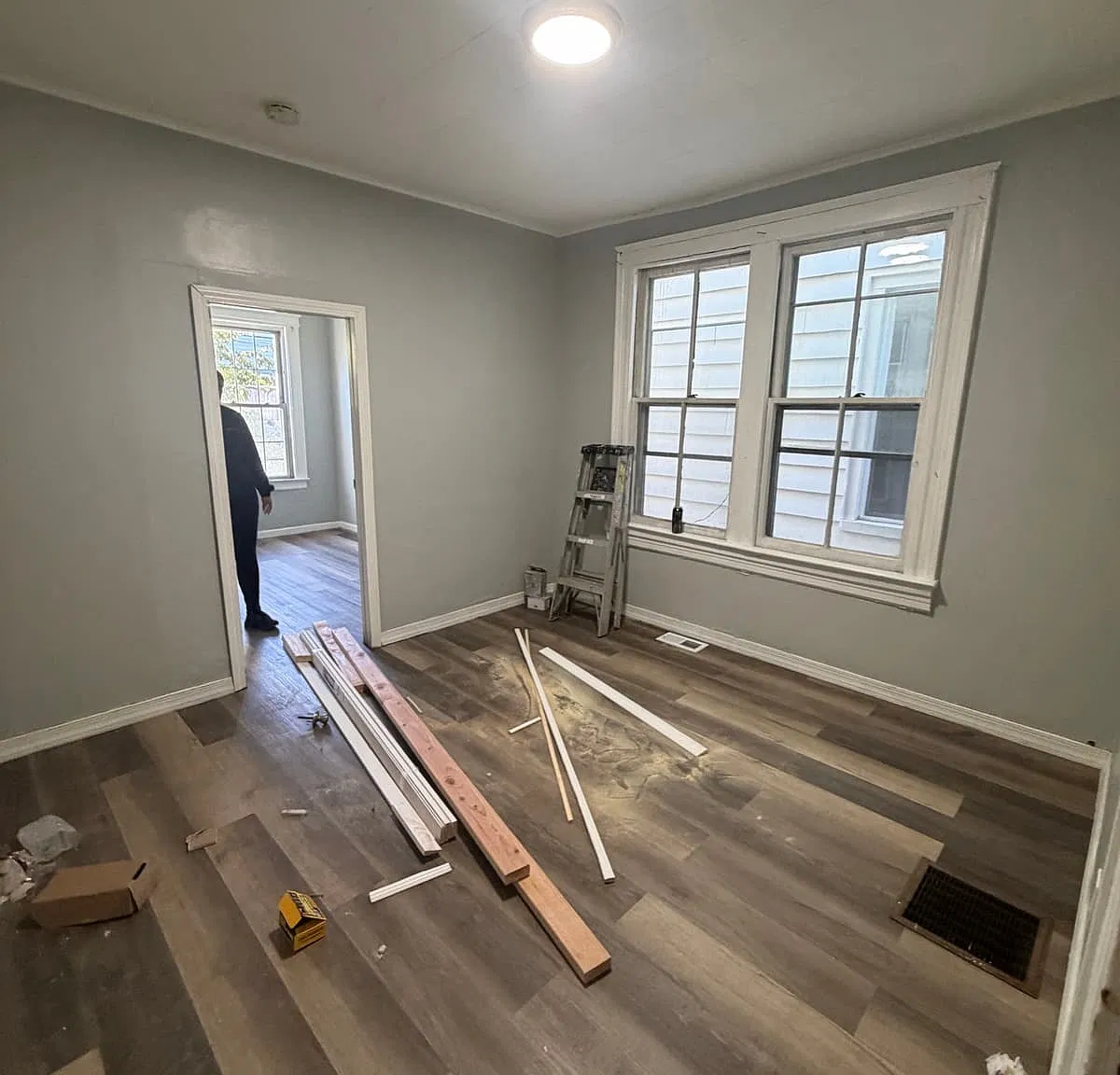 3 bed, 1000 sqft, $3,175 — Photo 3