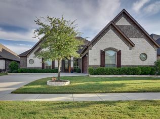 125 Diablo Dr, Burleson, TX 76028