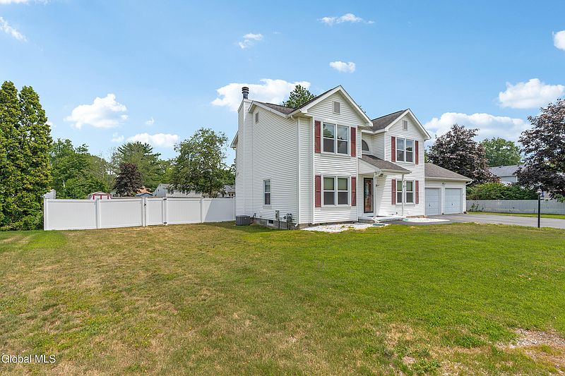 3rd image of 3002 Morgan Court Court