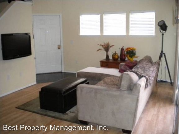 2nd image of 7245 Cronin Cir