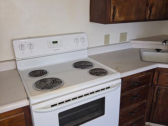 4th image of 191 S Halcyon Rd #4