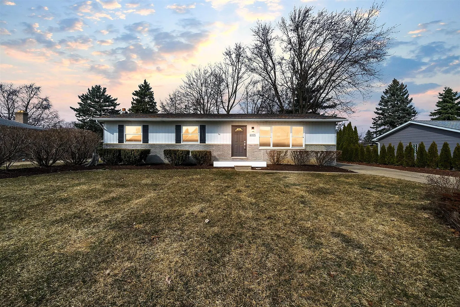8055 Cortez Dr photo 1