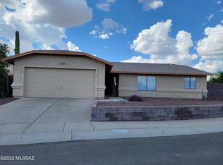 9689 N Donegal Pl, Tucson, AZ 85742