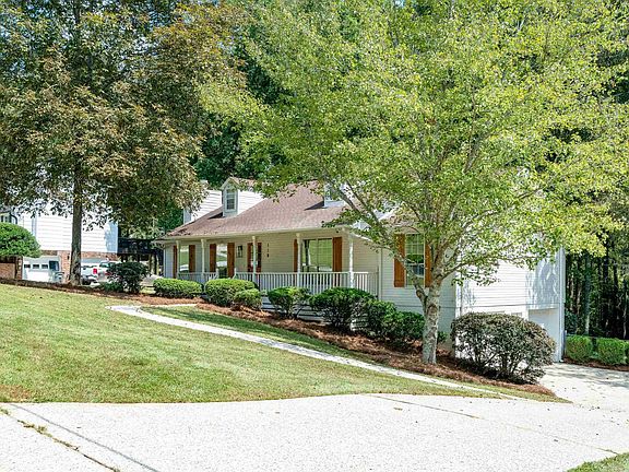 2nd image of 118 Reid Dr
