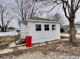 301 5th St, Rudd, IA 50471