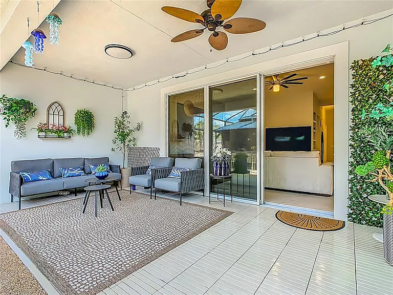 790 Carmel Ln — Photo 46