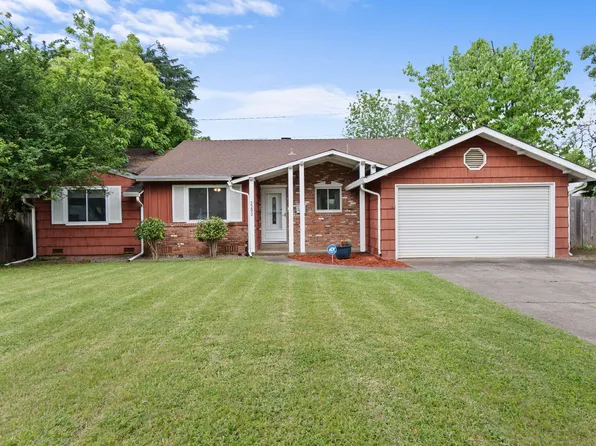 2202 Canal Dr, Redding, CA 96001