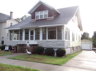 237 N Beaumont Rd, Prairie Du Chien, WI 53821