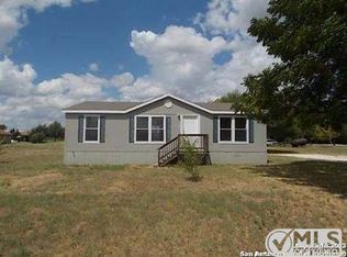 16073 Gidley Rd, Atascosa, TX 78002