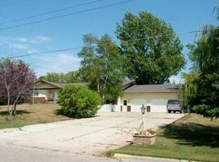 665 2nd St S, Middle River, MN 56737