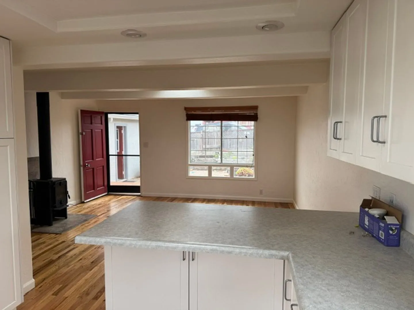 Great two bedroom house in upper Seaside — Photo 2